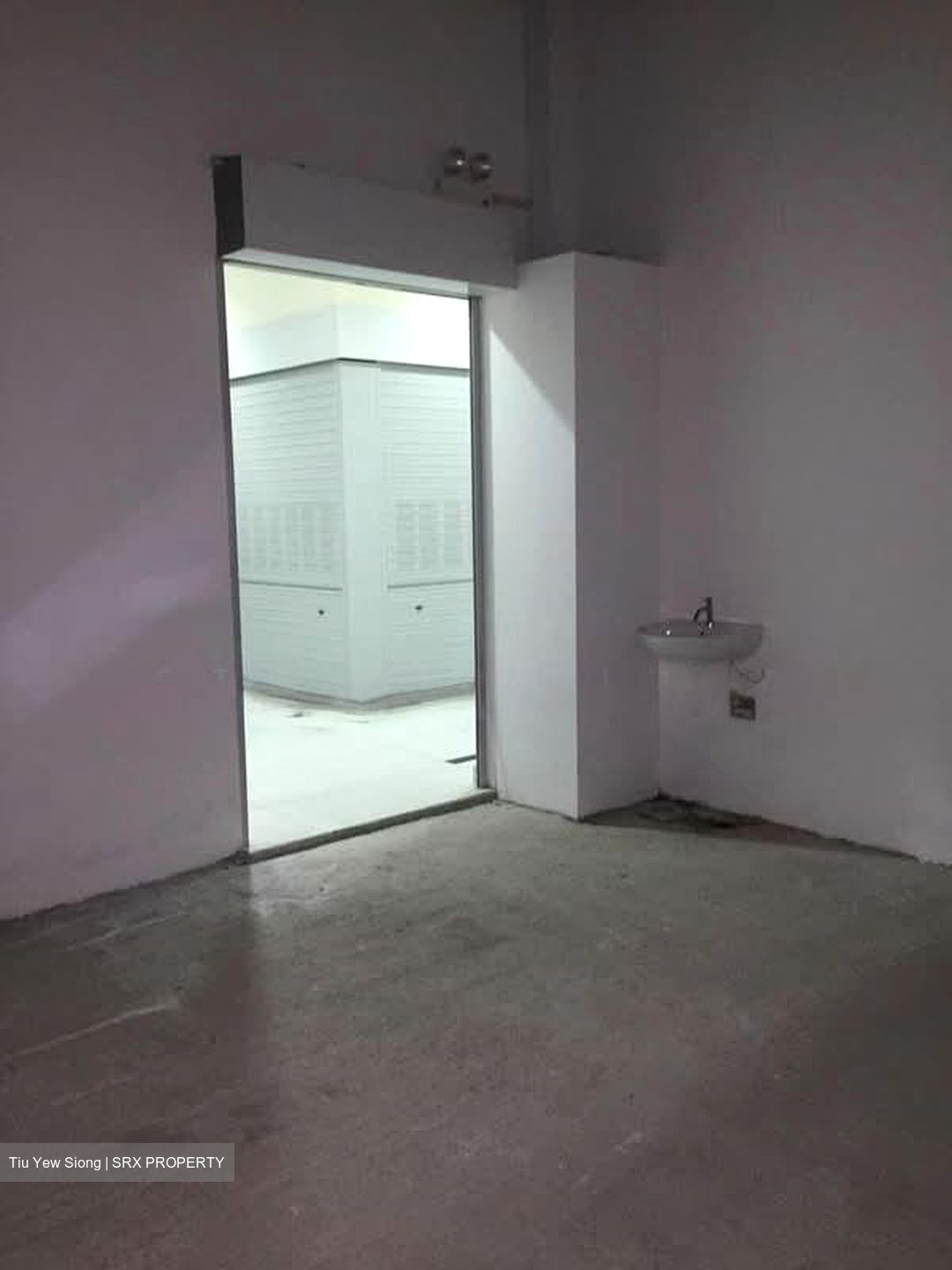 Centropod @ Changi (D14), Shop House #568040041